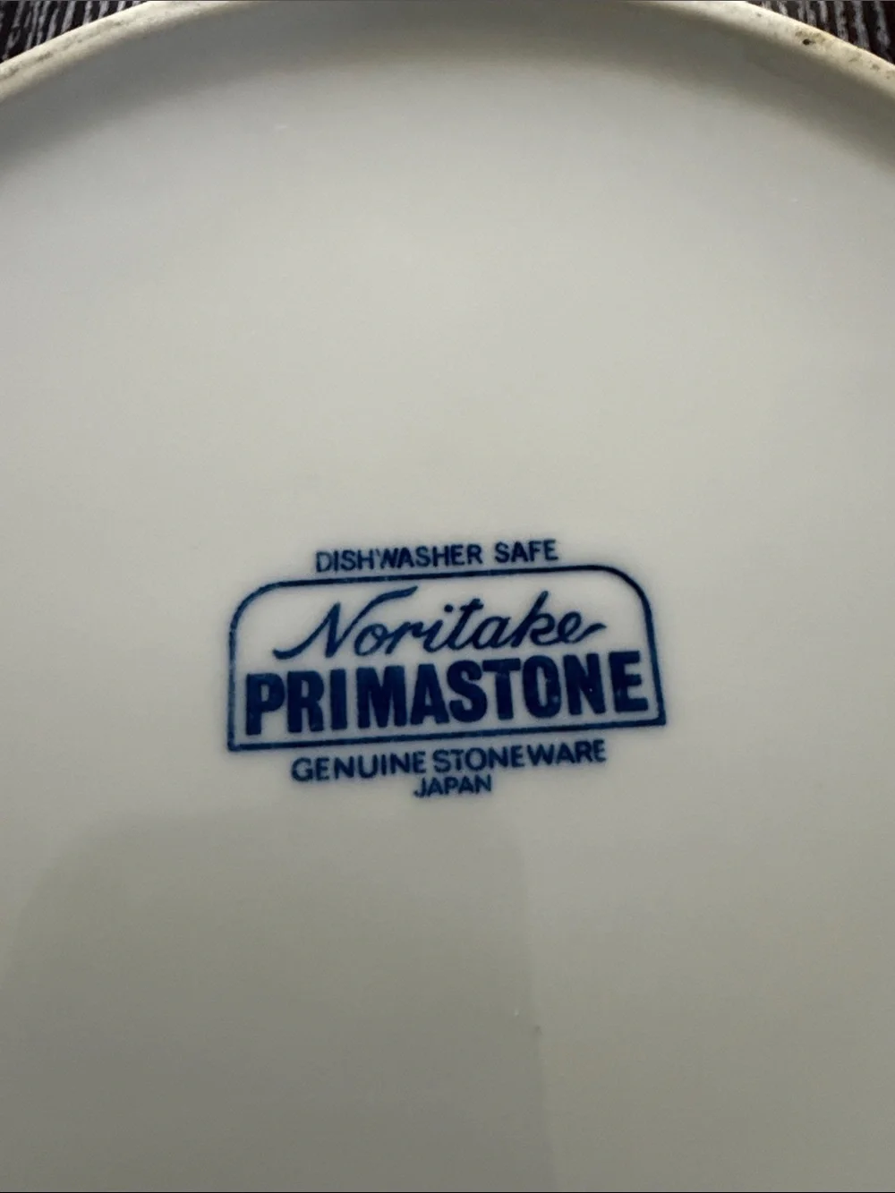 Noritake Primastone Fjord Round Covered Casserole, 2 1/4 Qt.